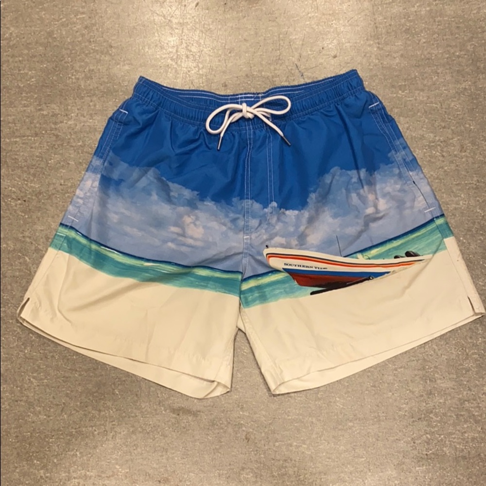 Southern Tide - Beach Scene Swim Shorts